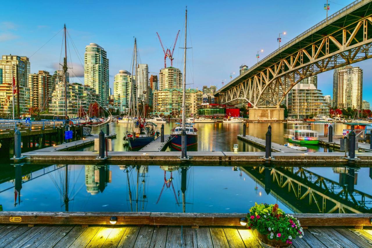 Level Yaletown - Richards Aparthotel แวนคูเวอร์ ภายนอก รูปภาพ