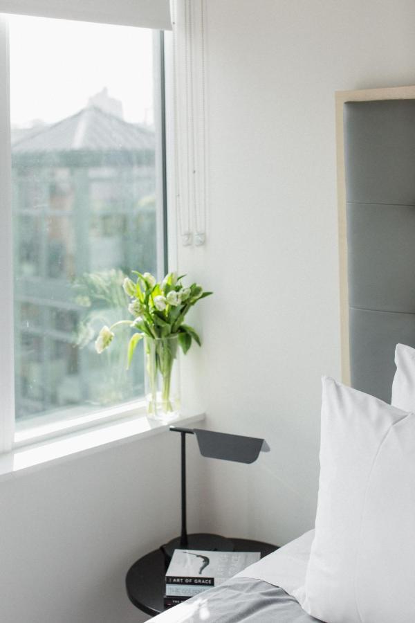 Level Yaletown - Richards Aparthotel แวนคูเวอร์ ภายนอก รูปภาพ